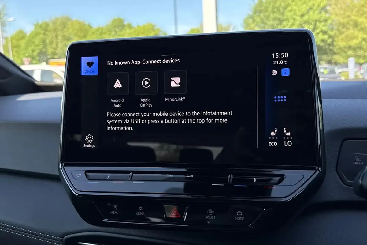 2024-volkswagen-id3-e-pro-match-59kwh-big-54