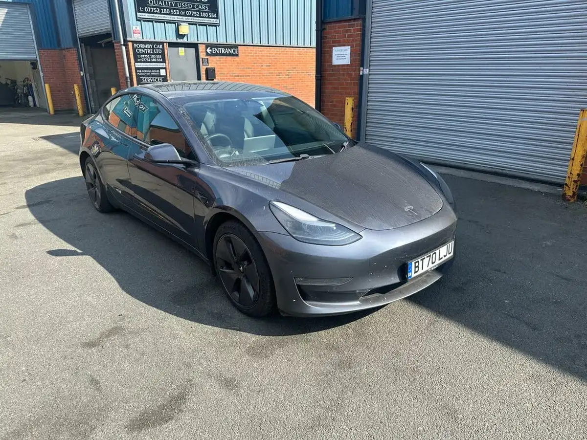 2020-tesla-model-3-e-long-range-big-0