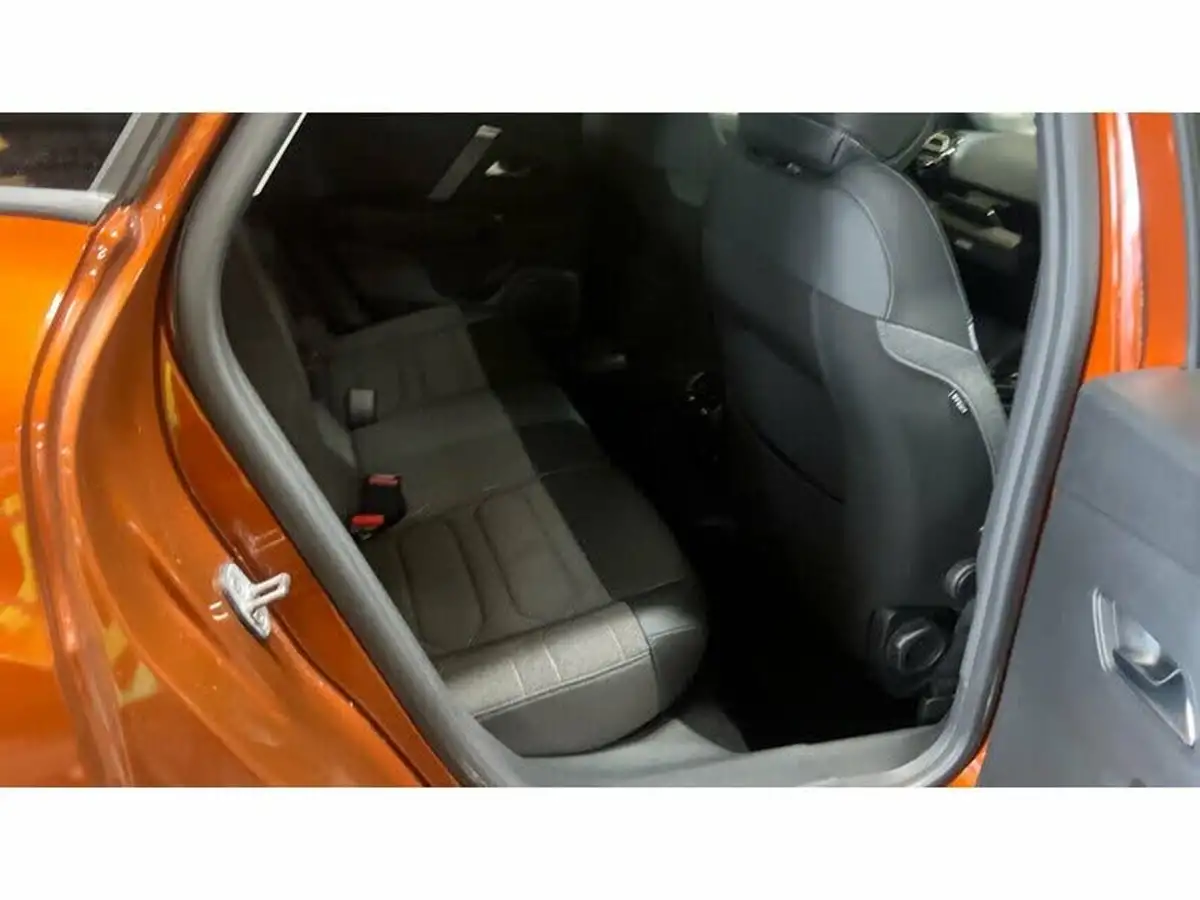 2021-citroen-c4-12-puretech-shine-130ps-eat8-big-10
