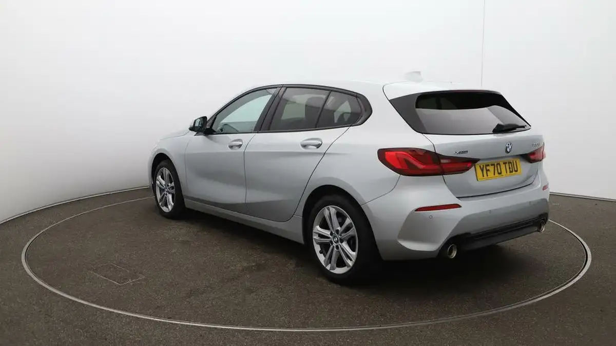 2020-bmw-1-series-big-55
