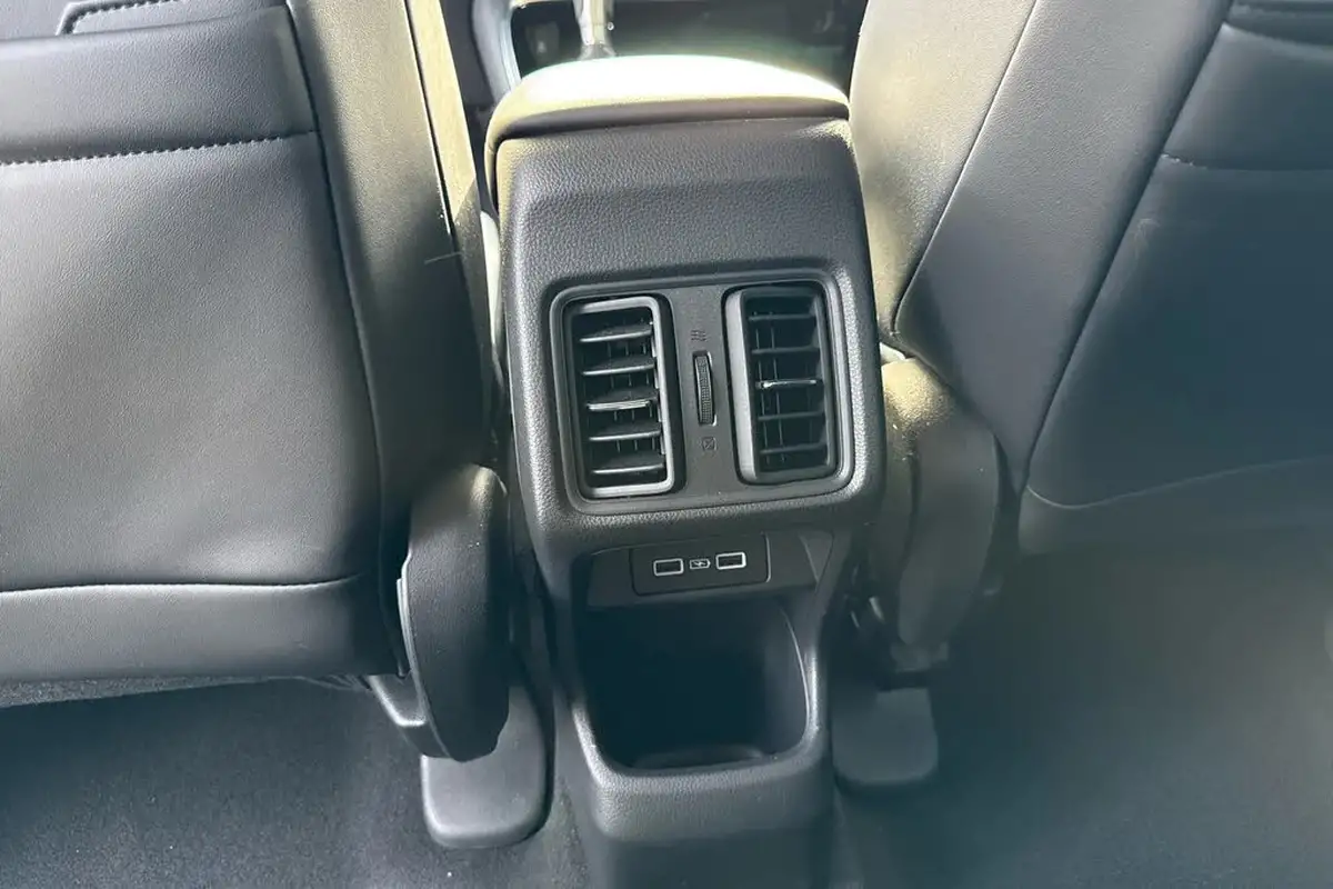 2022-honda-hr-v-15-i-mmd-advance-big-19
