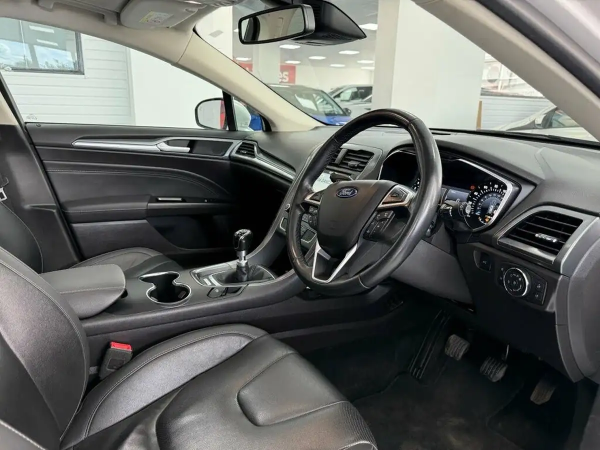 2019-ford-mondeo-15t-titanium-edition-estate-big-29