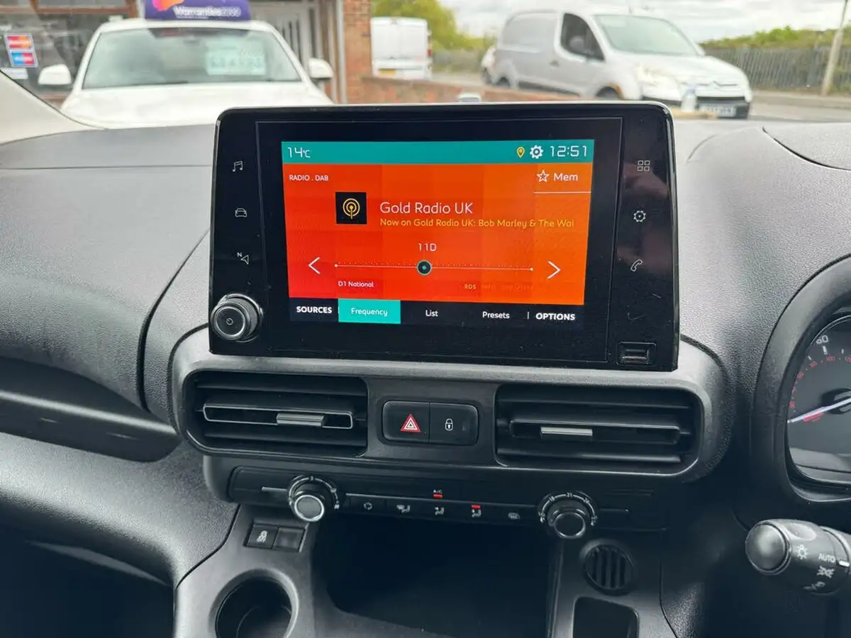 2019-citroen-berlingo-16bluehdi-650-enterprise-big-12