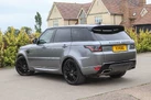 2020-land-rover-range-rover-sport-30-sdv6-hse-dynamic-small-1