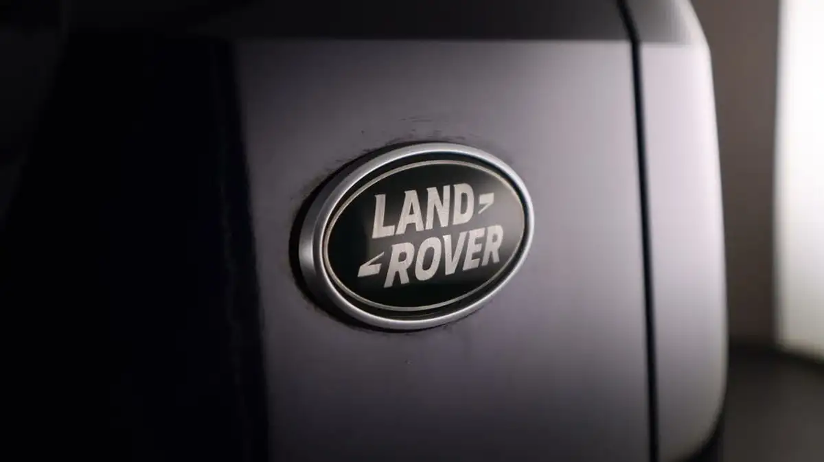 2021-land-rover-range-rover-evoque-15-p300e-r-dynamic-s-big-21