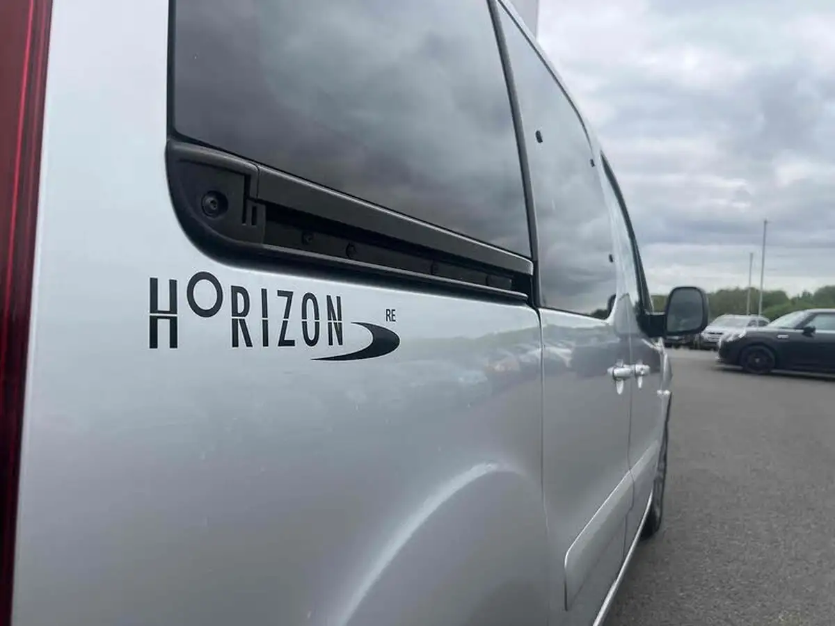 2018-peugeot-partner-big-14