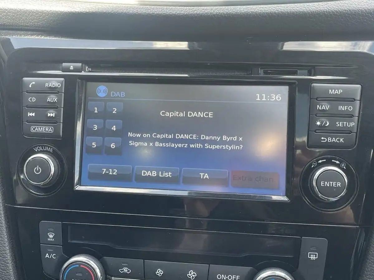 2018-nissan-qashqai-12-dig-t-n-connecta-big-22