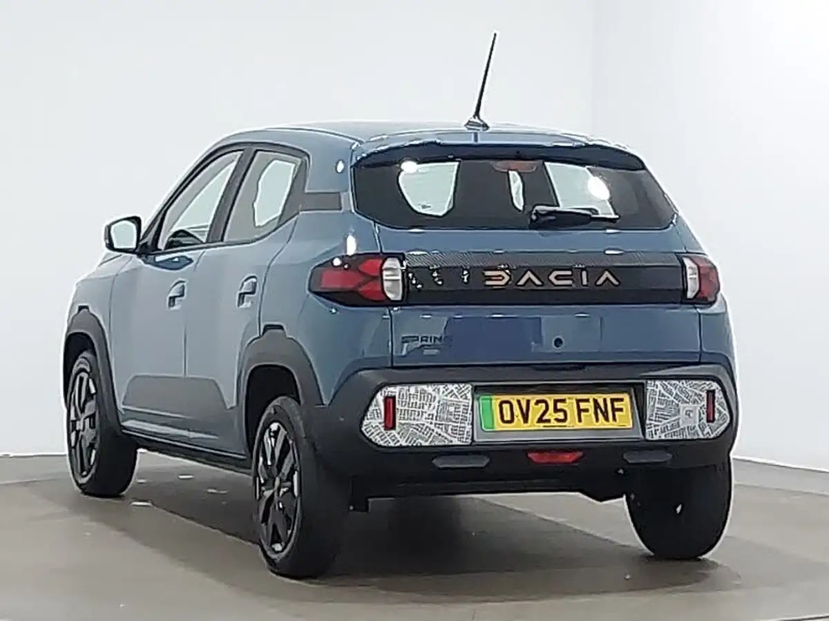 2025-dacia-spring-cargo-e-extreme-big-1