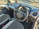 2015-toyota-aygo-10-vvt-i-x-play-5d-x-shift-small-17