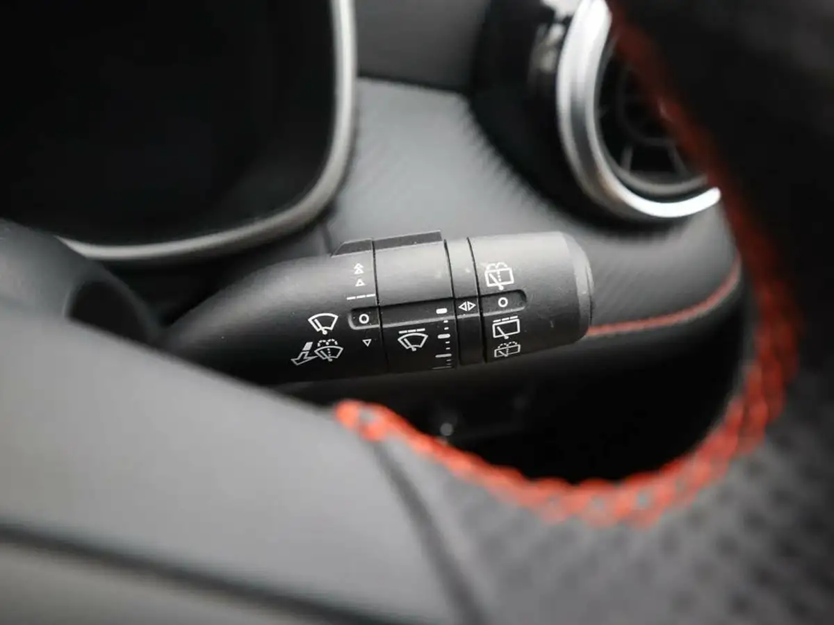 2024-mg-zs-suv-15-vti-tech-exclusive-big-35
