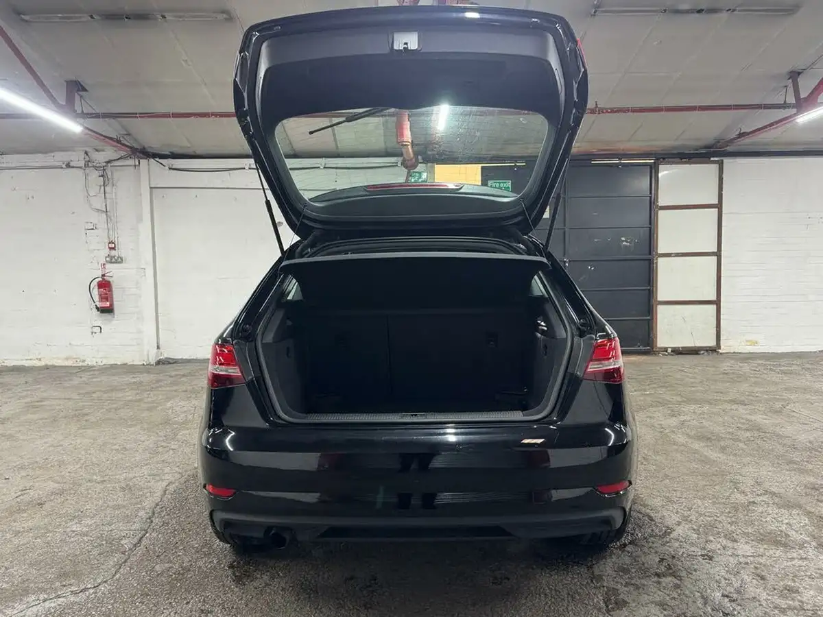 2016-audi-a3-10-tfsi-se-hatchback-3d-big-26