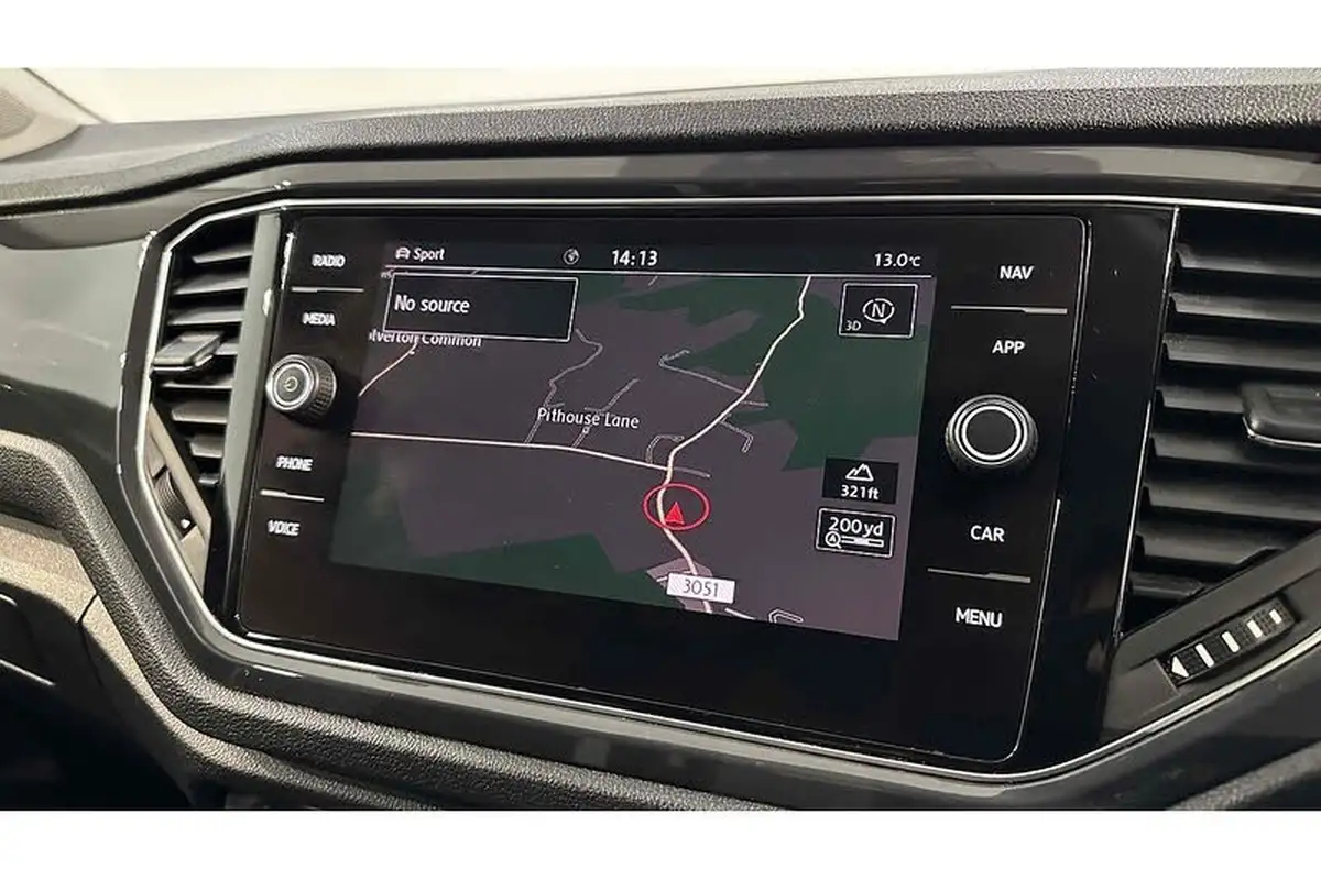 2019-volkswagen-t-roc-20tdi-sel-dsg-big-36