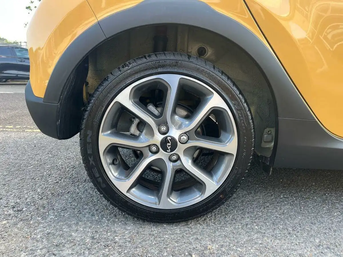 2024-kia-picanto-10-x-line-s-big-21