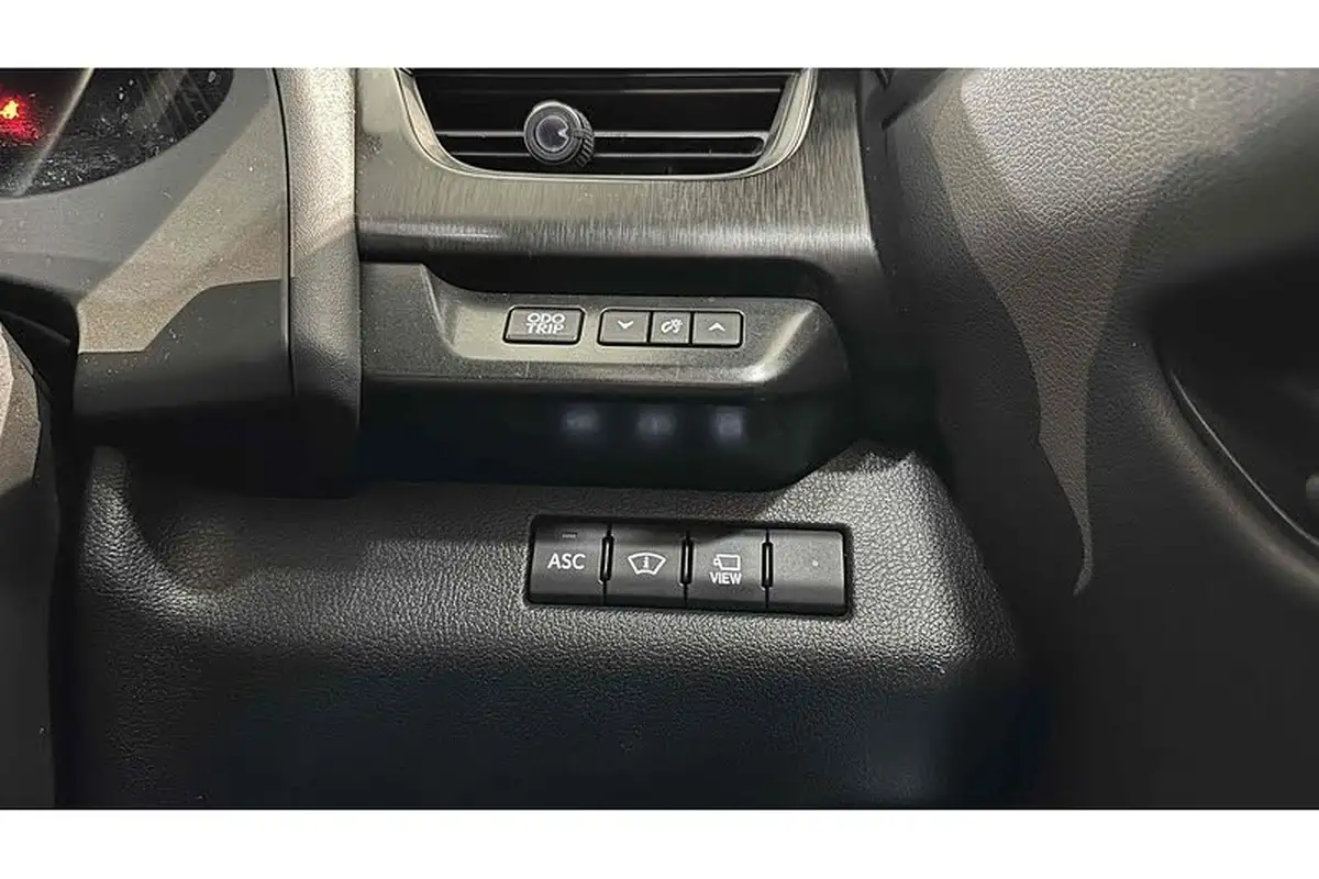 2021-lexus-ux-300e-e-ux-big-38