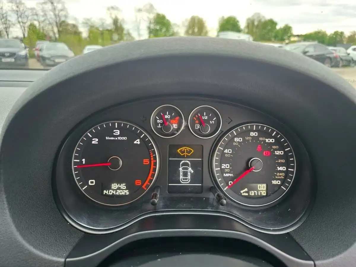 2009-audi-a3-19td-sportback-5d-big-37