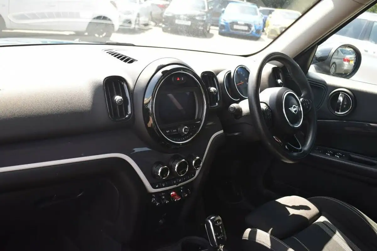 2019-mini-countryman-20-cooper-s-classic-auto-big-18