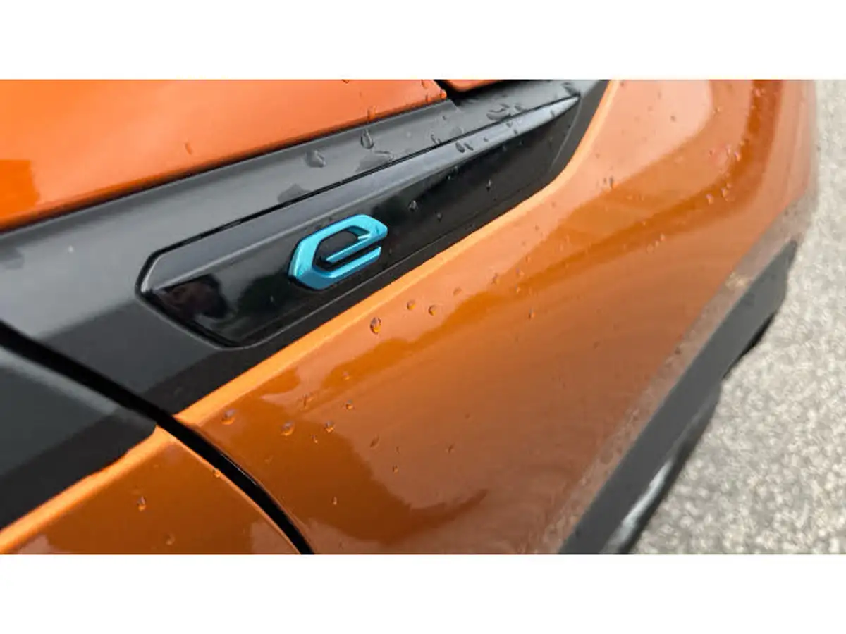 2023-peugeot-2008-suv-e-active-premium-big-33