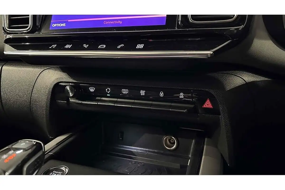 2020-citroen-c5-aircross-12-puretech-flair-plus-eat8-big-47