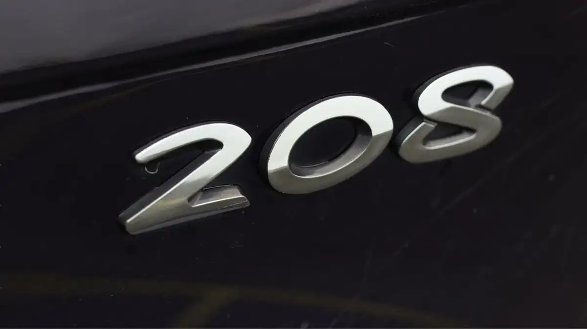 2019-peugeot-208-12-puretech-signature-big-20