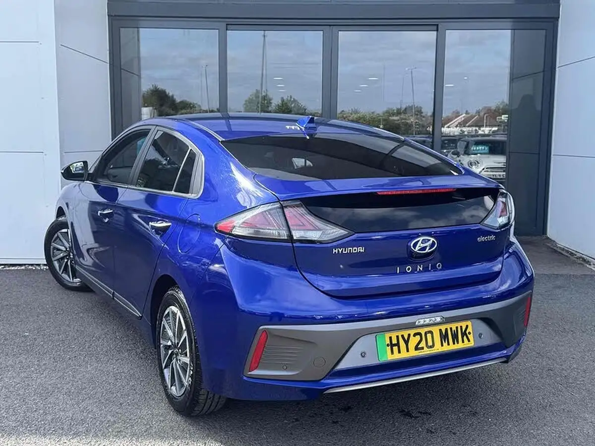 2020-hyundai-ioniq-e-premium-se-electric-100kw-big-2