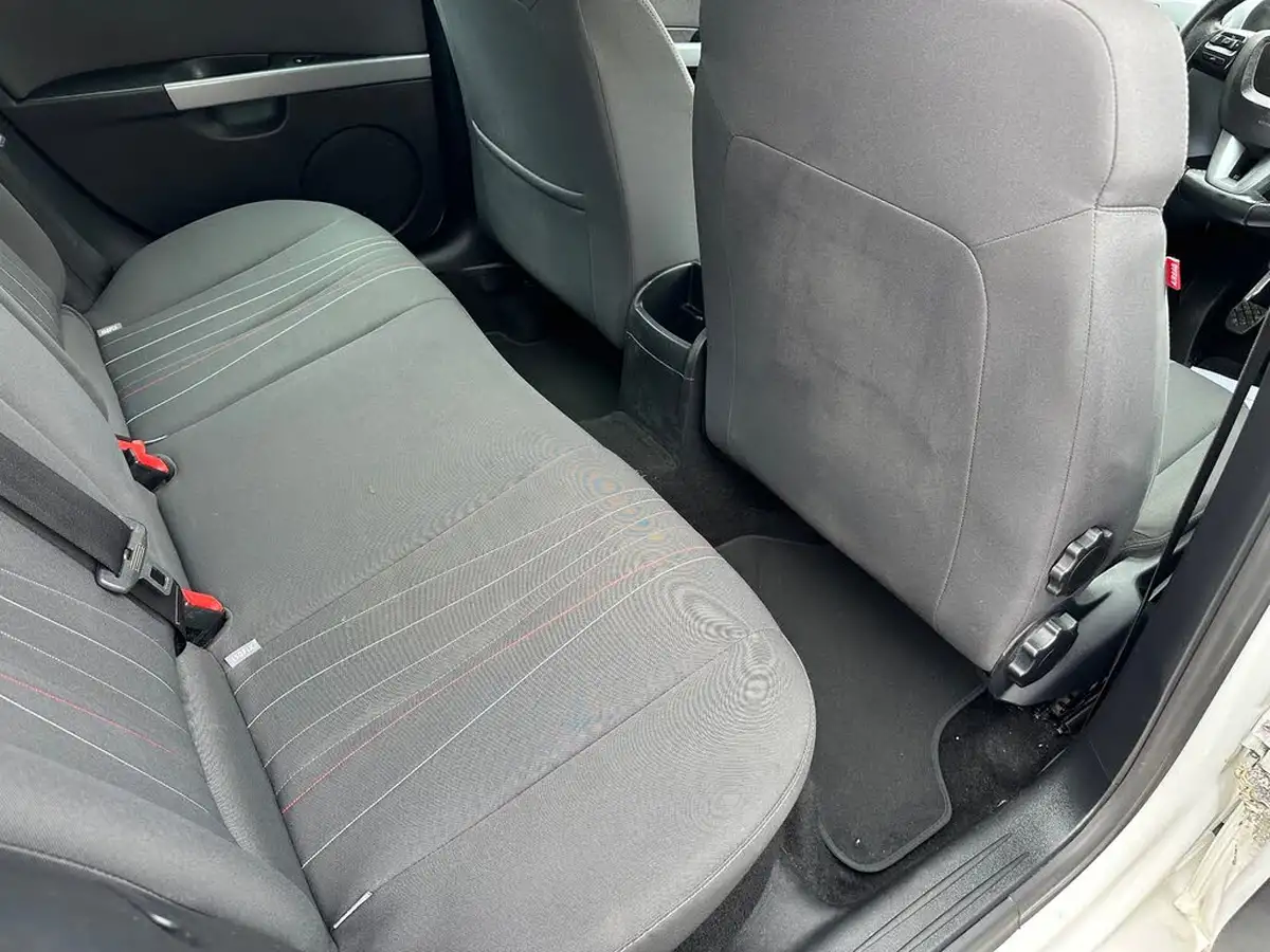 2011-seat-leon-12-se-copa-big-12