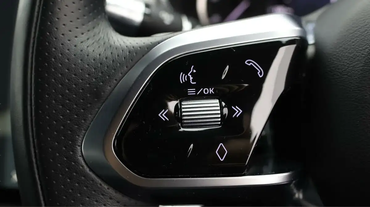 2022-jaguar-f-pace-20-d200-r-dynamic-s-big-38