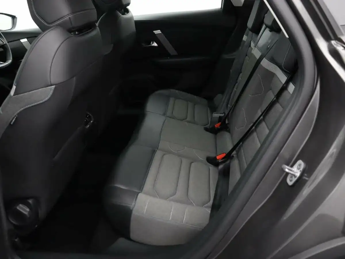 2021-citroen-c4-12-puretech-sense-plus-big-14