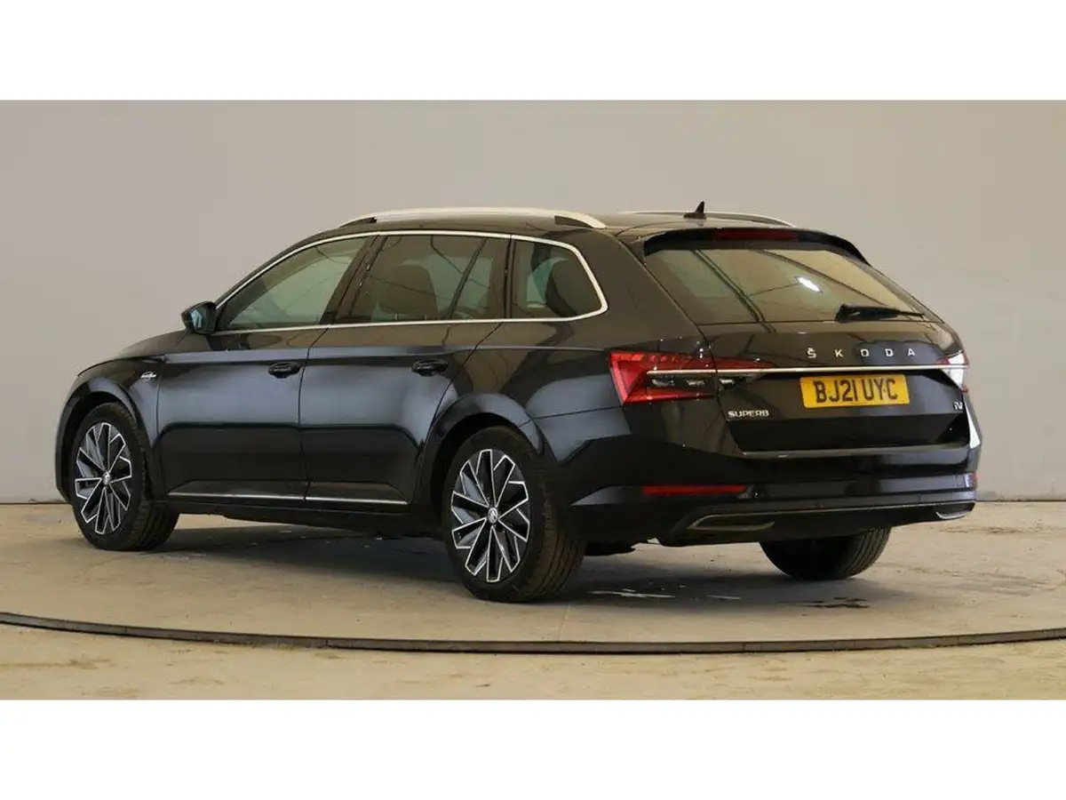 2021-skoda-superb-14-tsi-laurin-klement-estate-big-3