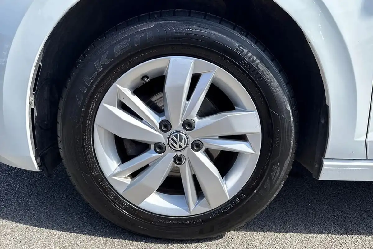 2019-volkswagen-polo-10-se-65ps-evo-ss-big-10