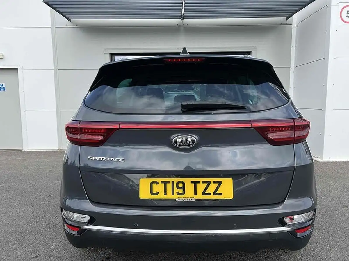2019-kia-sportage-16-gdi-2-big-3