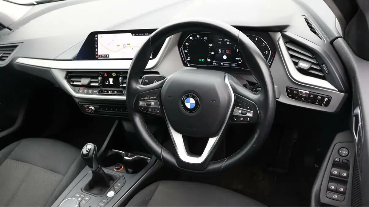 2020-bmw-1-series-15-118i-se-138bhp-big-8