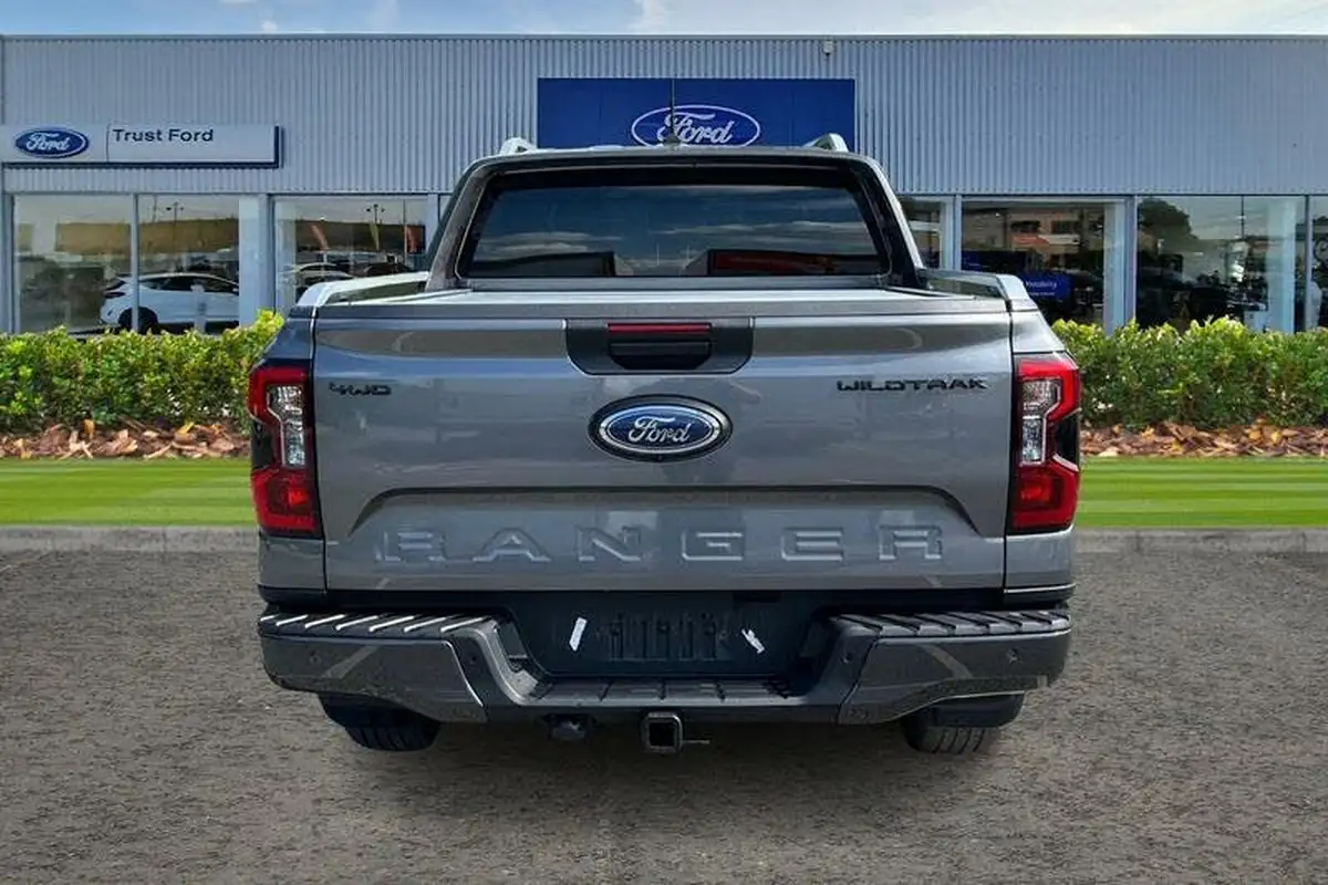 2023-ford-ranger-20-ecoblue-wildtrak-double-cab-big-11