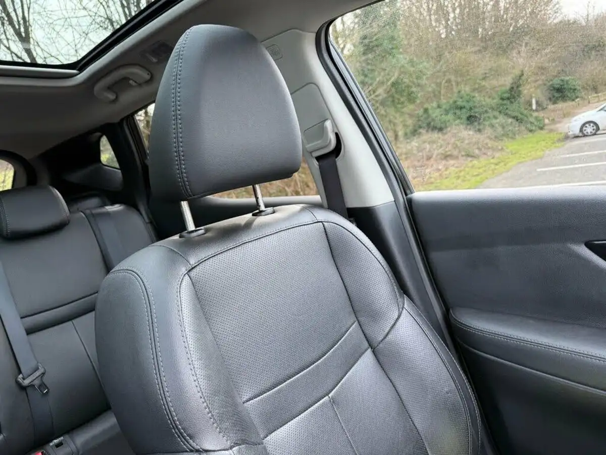 2016-nissan-qashqai-16dci-tekna-big-35
