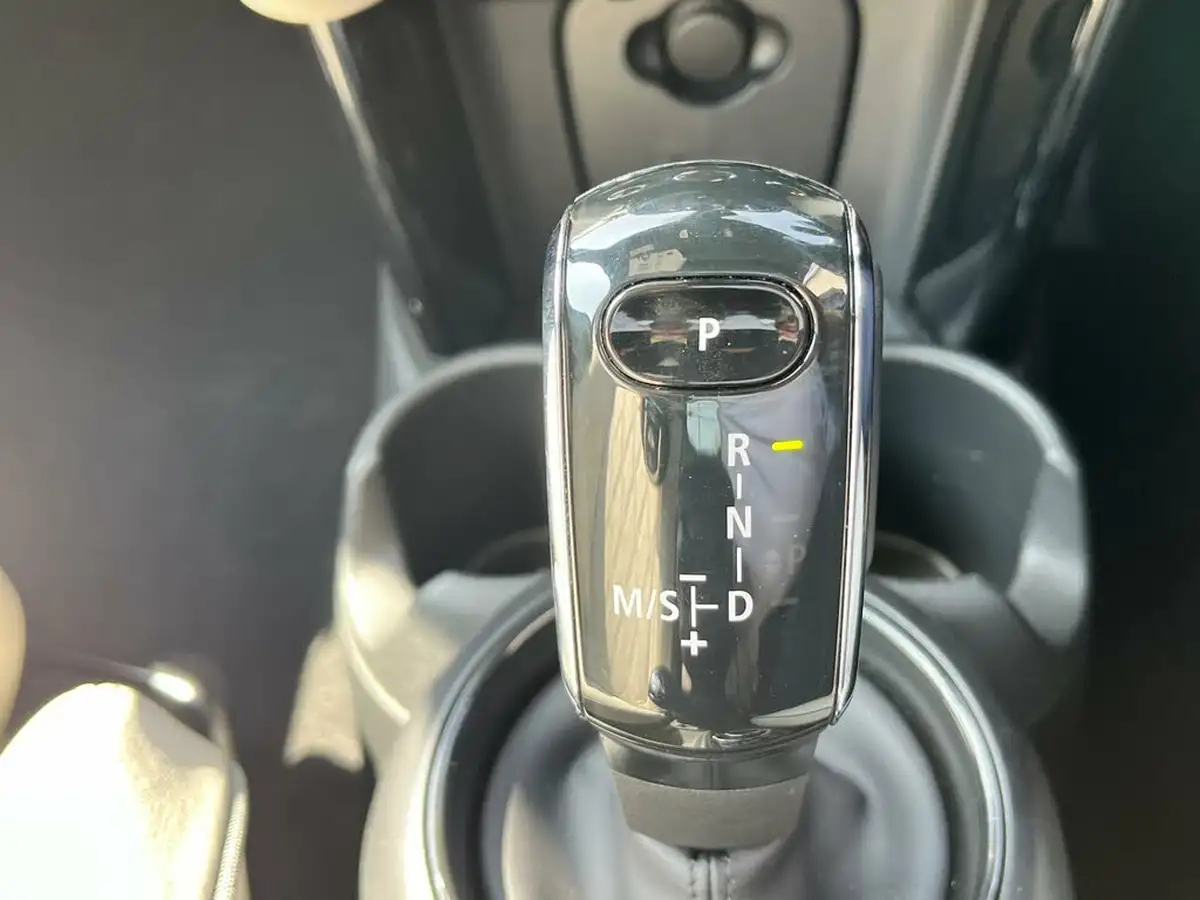 2022-mini-cooper-15-cooper-exclusive-premium-hatchback-3d-auto-big-52