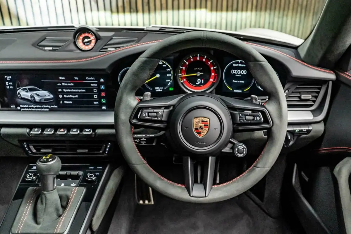2024-porsche-911-40-gt3-pdk-big-25
