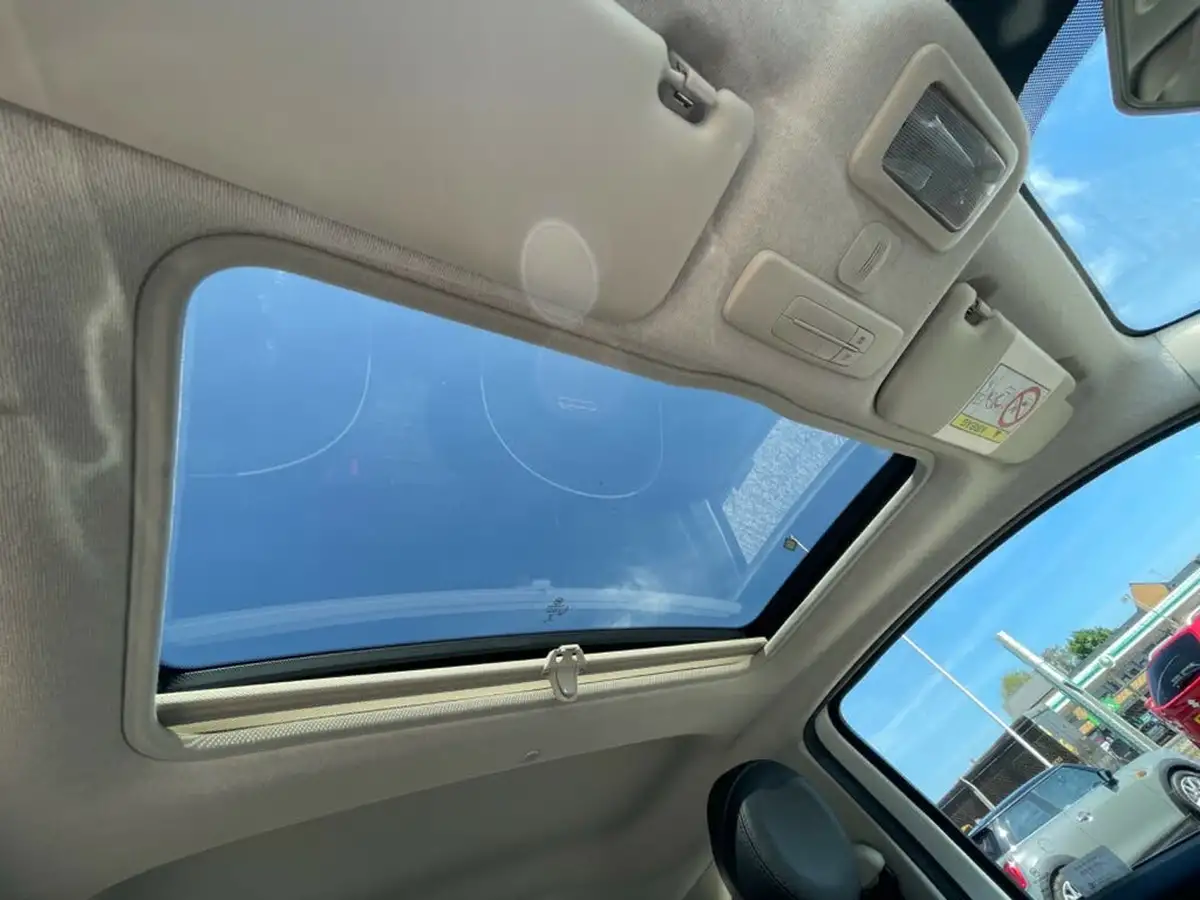 2018-fiat-500-12-lounge-big-49