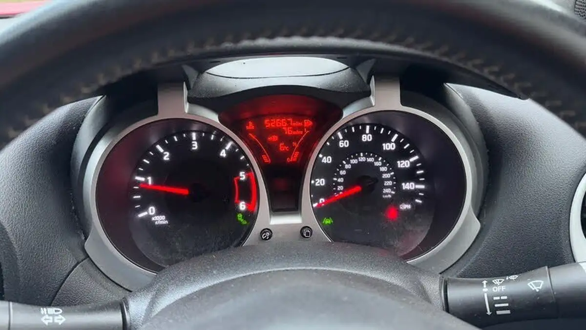 2014-nissan-juke-15dci-acenta-premium-116ps-big-19