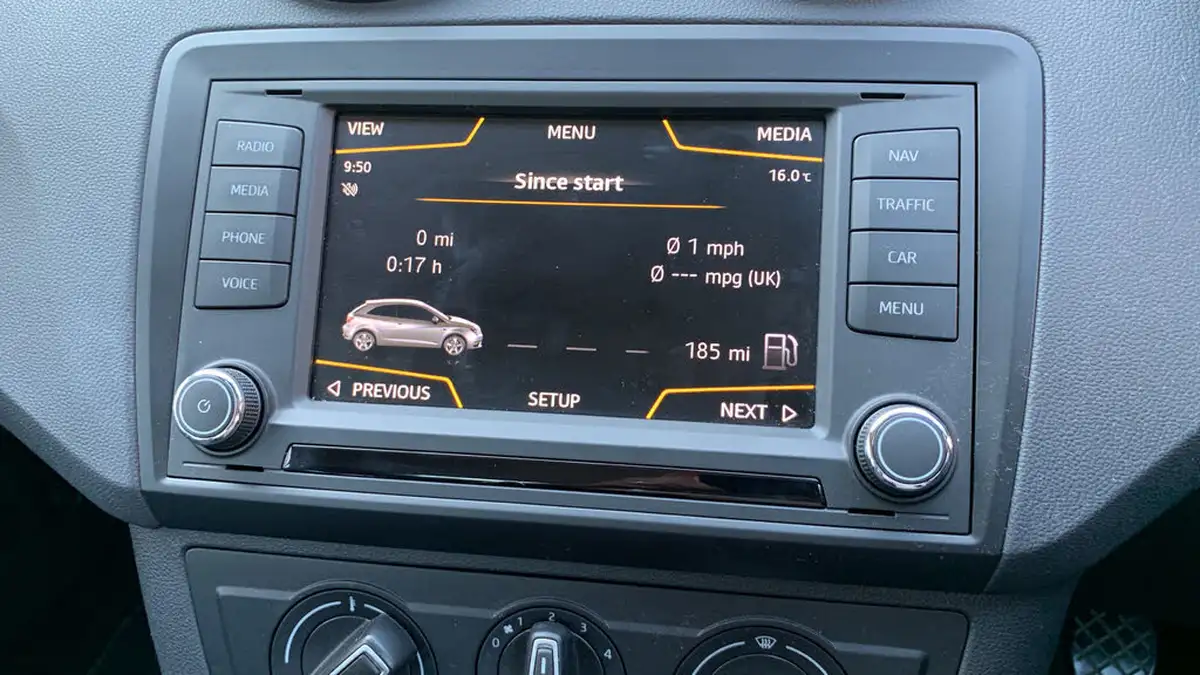 2015-seat-ibiza-12-tsi-connect-sportcoupe-3d-big-34