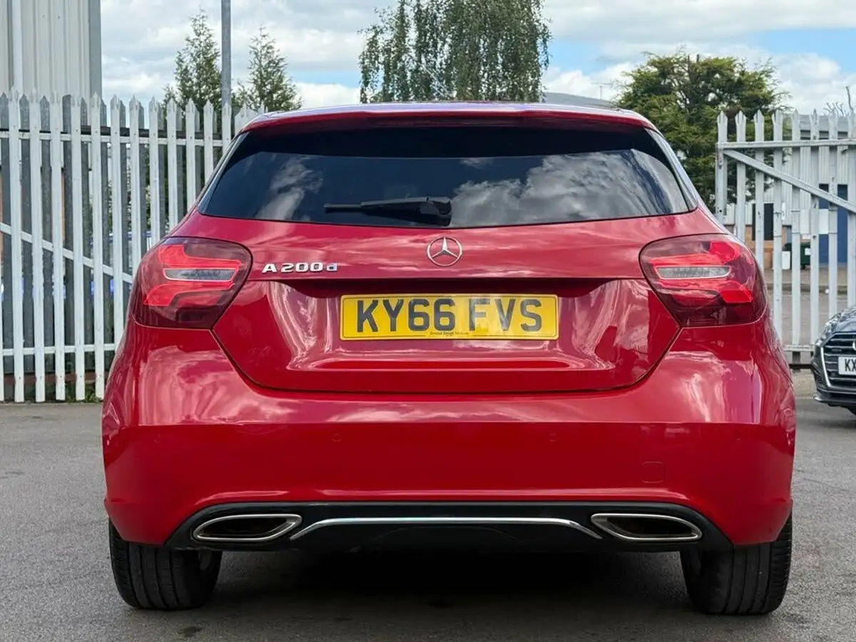 2016-mercedes-benz-a-class-21d-a200d-sport-premiumss-7g-dct-big-12