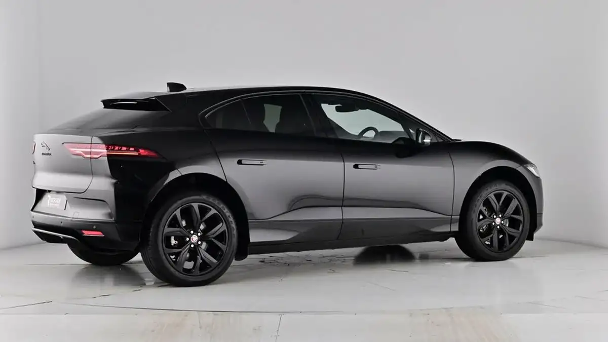 2023-jaguar-i-pace-ev400-hse-black-big-77