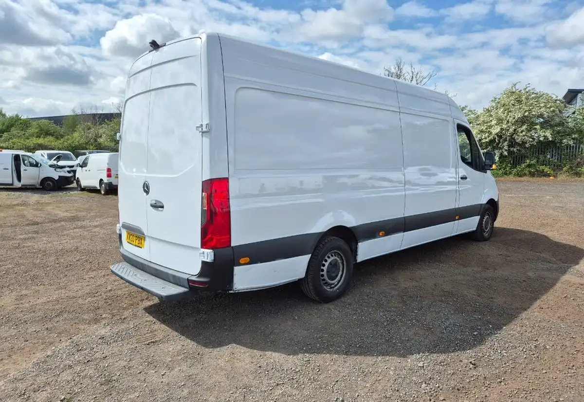 2020-mercedes-benz-sprinter-21cdi-316-l2h1-panel-van-rwd-eco-gear-360-big-5
