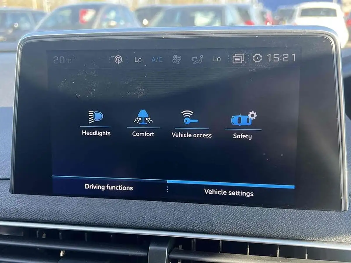 2018-peugeot-3008-suv-16-bluehdi-allure-big-43