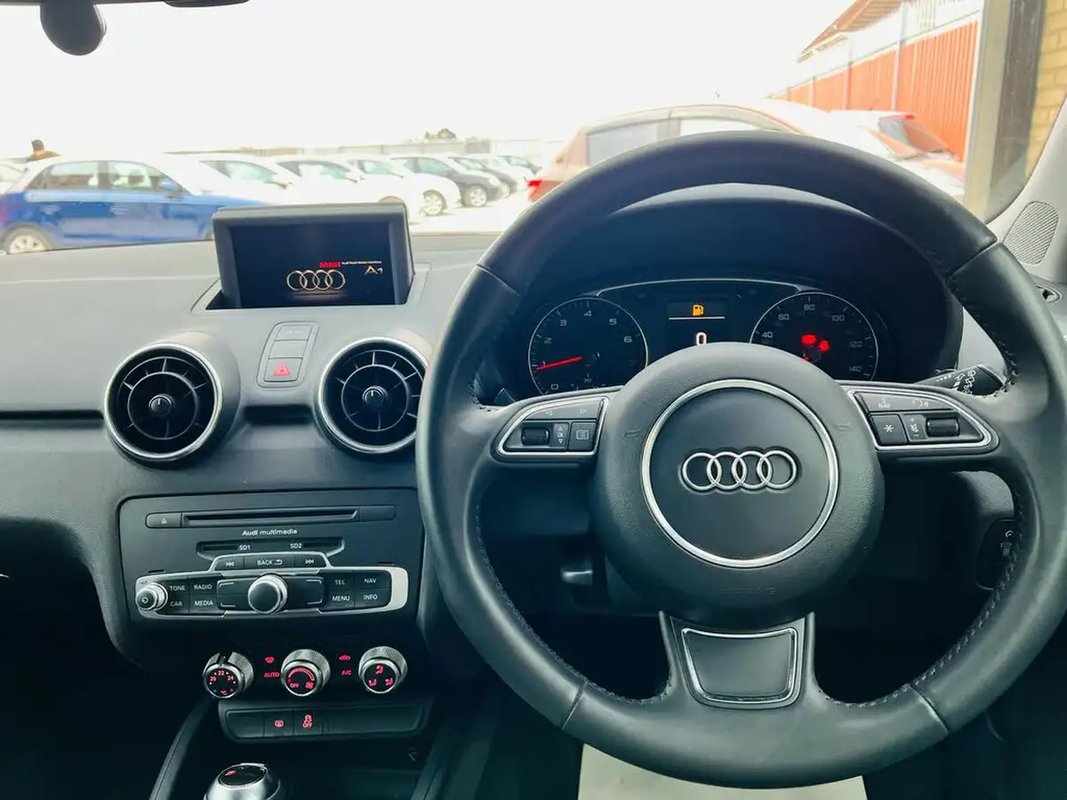 2013-audi-a1-14-122ps-sportback-5d-1390cc-s-tronic-big-14
