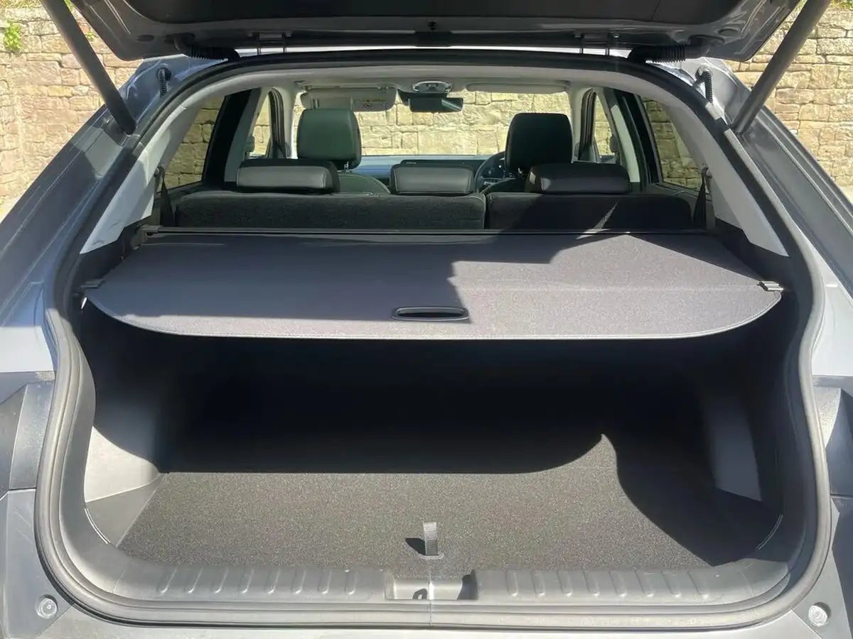 2024-hyundai-ioniq-5-e-ultimate-228ps-84kwh-tech-pack-max-rwd-big-30