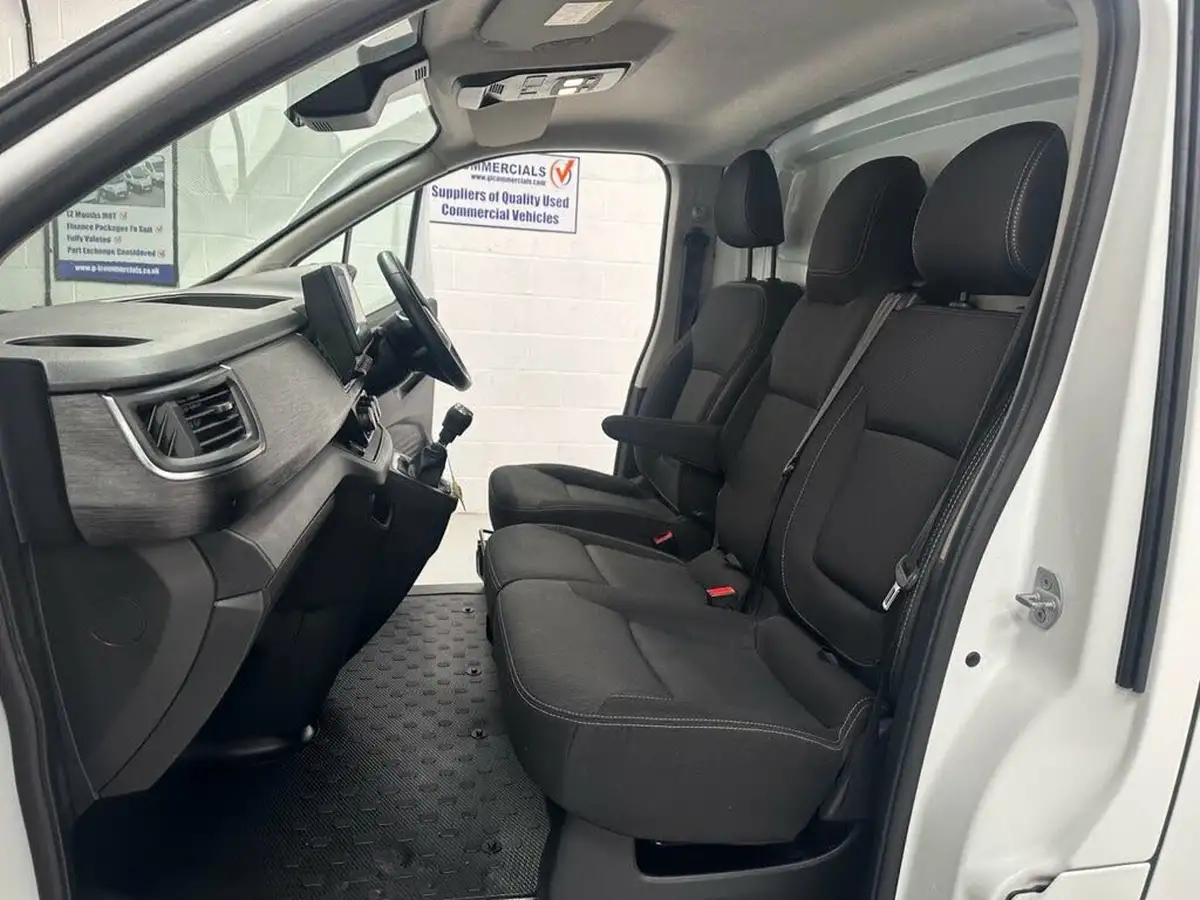 2023-nissan-primastar-20dci-tekna-30-l2h1-130pseu6d-panel-big-13