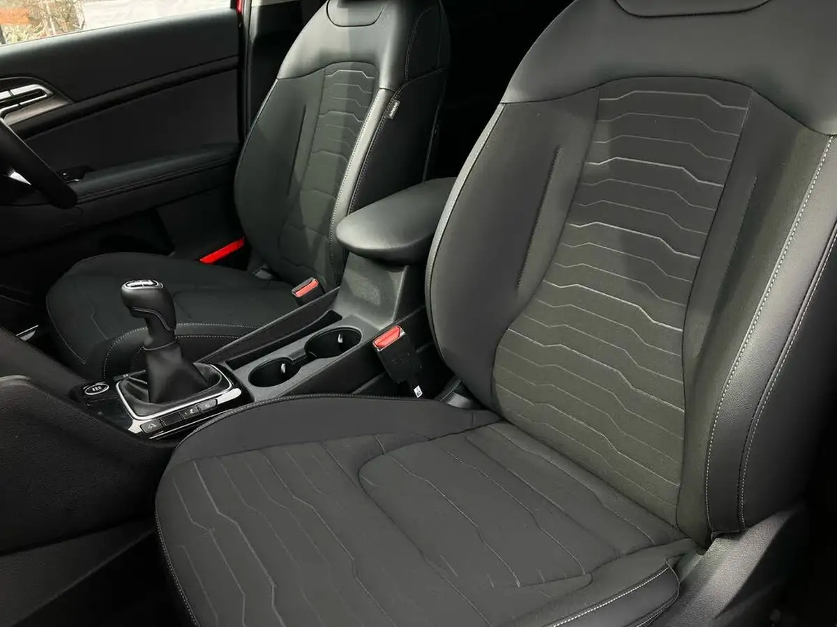 2024-kia-sportage-16-t-gdi-3-157bhp-48v-big-25
