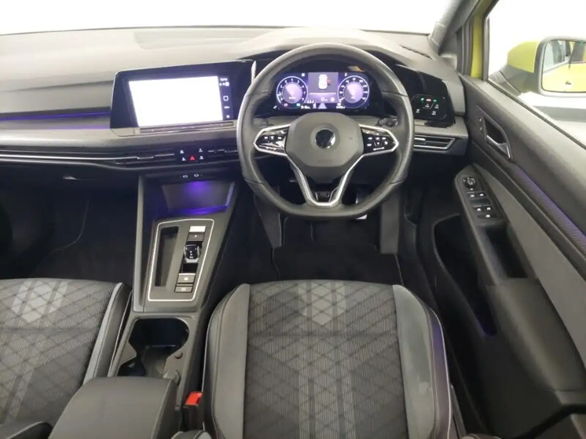 2022-volkswagen-golf-15-etsi-r-line-150ps-hatchback-big-6
