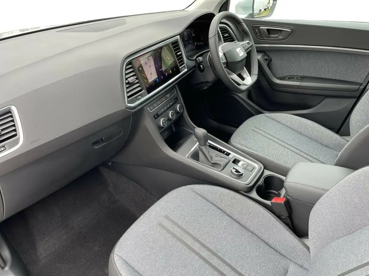 2025-seat-ateca-15-ecotsi-se-technology-dsg-big-8