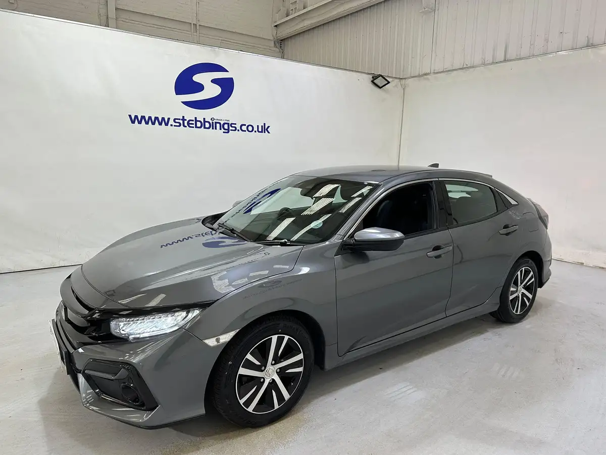 2020-honda-civic-10-vtec-turbo-se-hatchback-5d-cvt-big-2