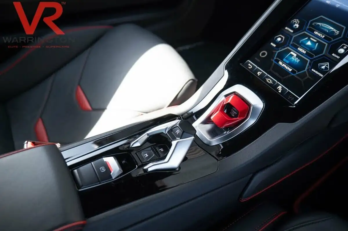 2022-lamborghini-huracan-52-evo-640ps-4wd-coupe-big-25